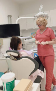 Etica-si-responsabilitate-la-stomatolg-Dental-Diamonds-Studio-Bucuresti.jpg